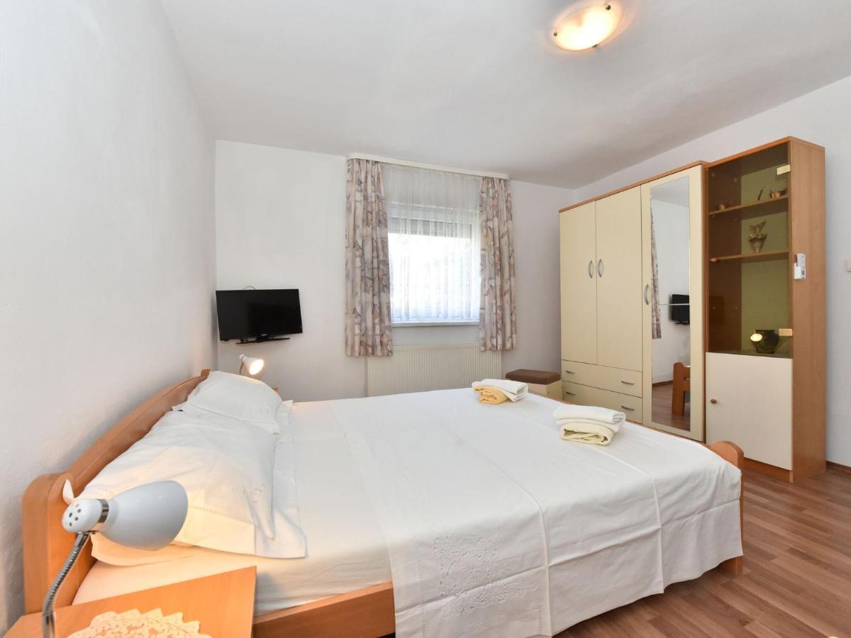 Traditional Apartment In Zadar With Garden Buitenkant foto